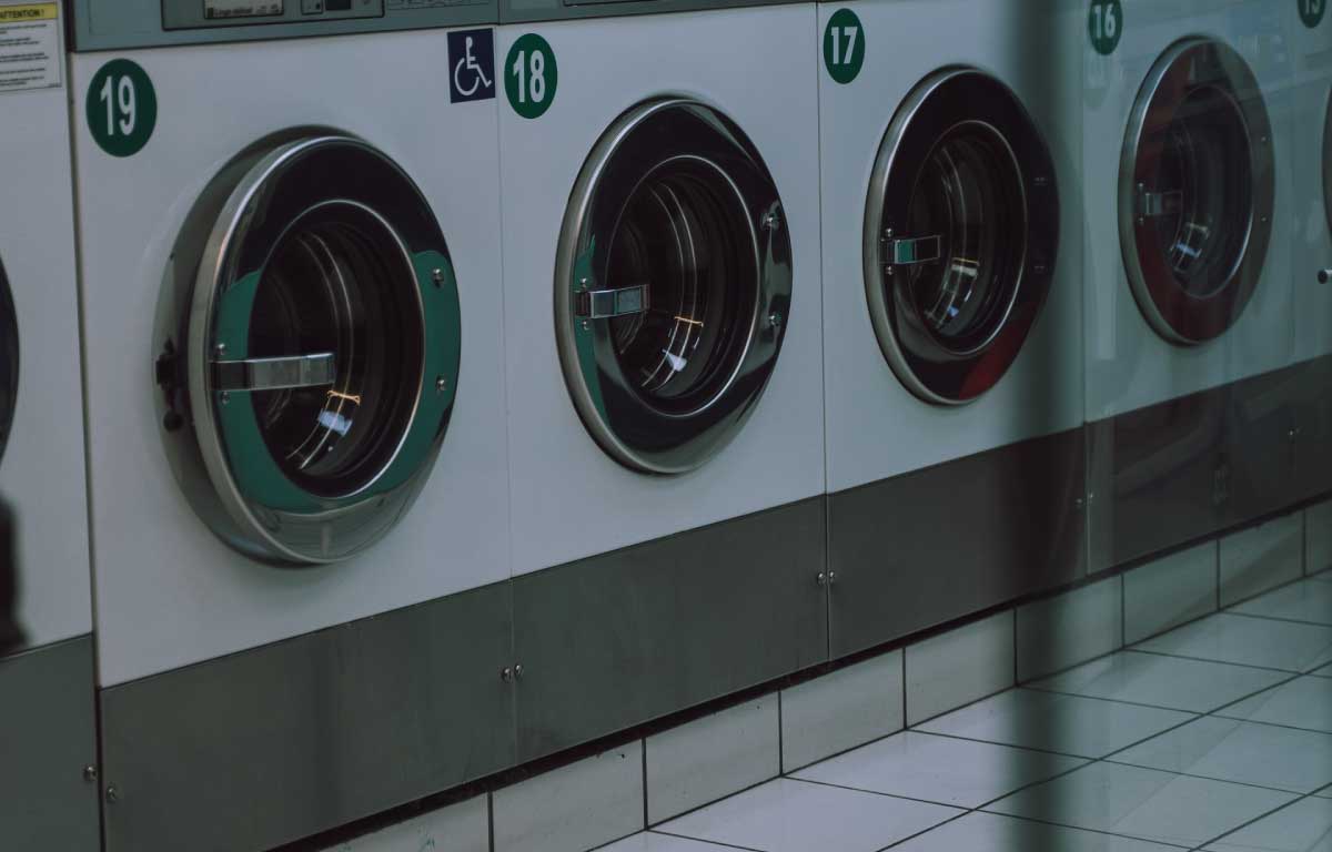Peluang Jadi Usahawan Dobi Layan Diri - AkmalYaziz.Com